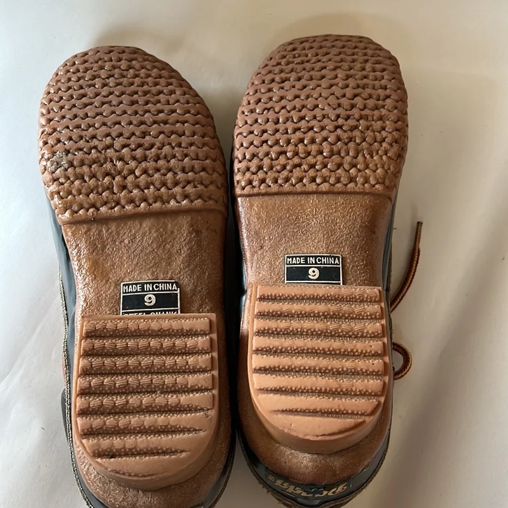 Panda Duck Water Shoes Rubber/Leather. Green and Tan. Men’s 9 Thermolite